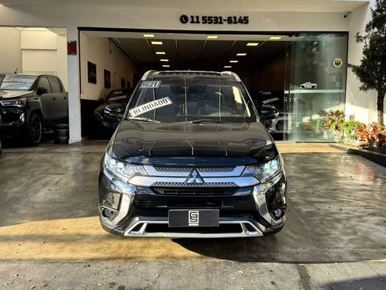 MITSUBISHI-OUTLANDER-3.0 MIVEC V6 GASOLINA HPE-S AWD AUTOMÁTICO MITSUBISHI-OUTLANDER-2020