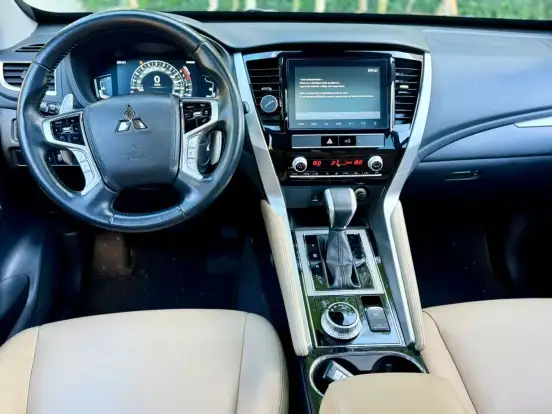 MITSUBISHI-PAJERO SPORT-2020