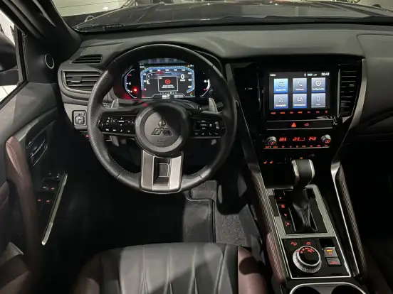 MITSUBISHI-PAJERO SPORT-2024