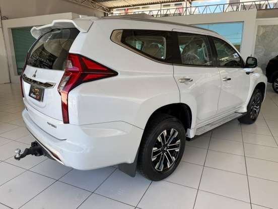 MITSUBISHI-PAJERO SPORT-2.4 16V MIVEC TURBO DIESEL HPE-S AWD AUTOMÁTICO MITSUBISHI-PAJERO SPORT-2022
