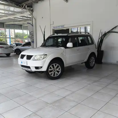 MITSUBISHI-PAJERO TR4-2012