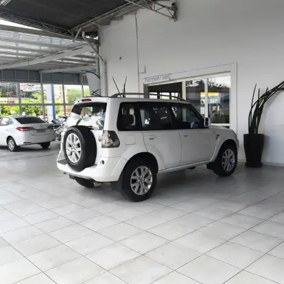 MITSUBISHI-PAJERO TR4-2012