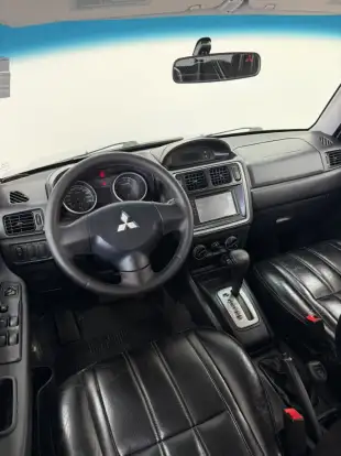 MITSUBISHI-PAJERO TR4-2014