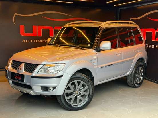 MITSUBISHI-PAJERO TR4-2.0 4X2 16V 140CV FLEX 4P MANUAL MITSUBISHI-PAJERO TR4-2011