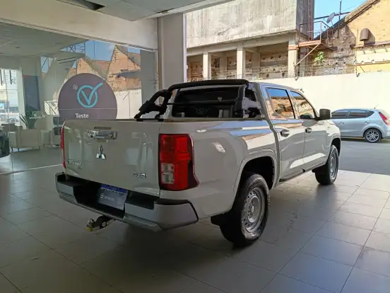 MITSUBISHI-TRITON-2.4 BITURBO DIESEL CD GL MANUAL MITSUBISHI-TRITON-2025