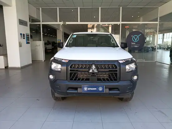 MITSUBISHI-TRITON-2.4 BITURBO DIESEL CD GL MANUAL MITSUBISHI-TRITON-2025