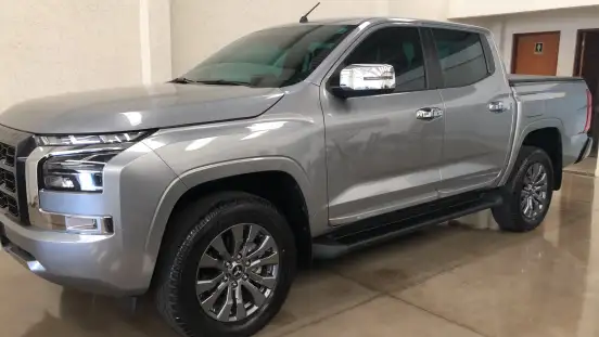 MITSUBISHI-TRITON-2026