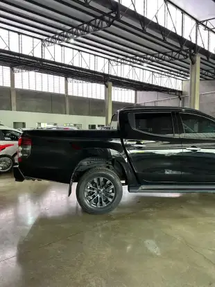 MITSUBISHI-TRITON-2.4 BITURBO DIESEL CD HPE 4X4 AUTOMÁTICO MITSUBISHI-TRITON-2024