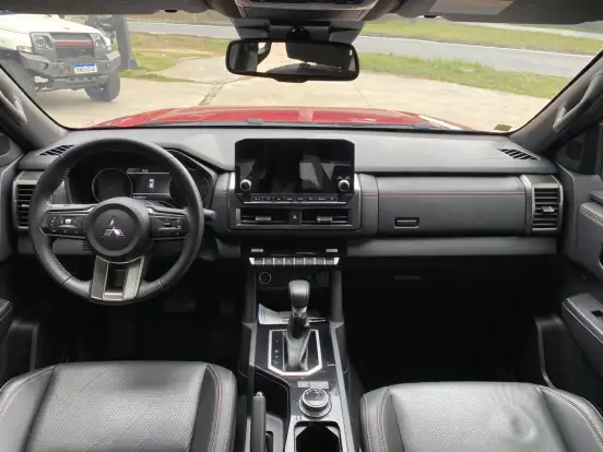 MITSUBISHI-TRITON-2.4 BITURBO DIESEL CD KATANA 4X4 AUTOMÁTICO MITSUBISHI-TRITON-2025