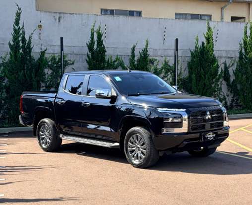 MITSUBISHI-TRITON-2025