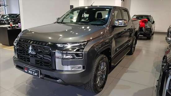 MITSUBISHI-TRITON-2.4 BITURBO DIESEL CD HPE-S 4X4 AUTOMÁTICO MITSUBISHI-TRITON-2025