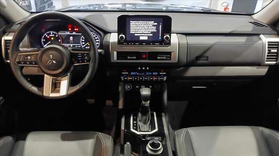 MITSUBISHI-TRITON-2.4 BITURBO DIESEL CD HPE-S 4X4 AUTOMÁTICO MITSUBISHI-TRITON-2025