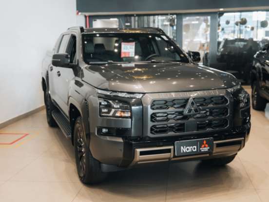 MITSUBISHI-TRITON-2.4 BITURBO DIESEL CD KATANA 4X4 AUTOMÁTICO MITSUBISHI-TRITON-2025