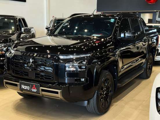 MITSUBISHI-TRITON-2025