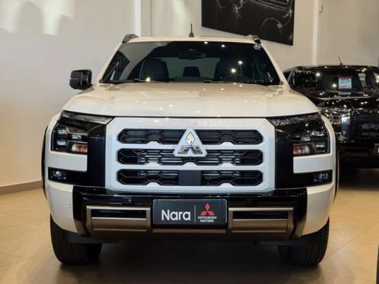 MITSUBISHI-TRITON-2.4 BITURBO DIESEL CD KATANA 4X4 AUTOMÁTICO MITSUBISHI-TRITON-2025