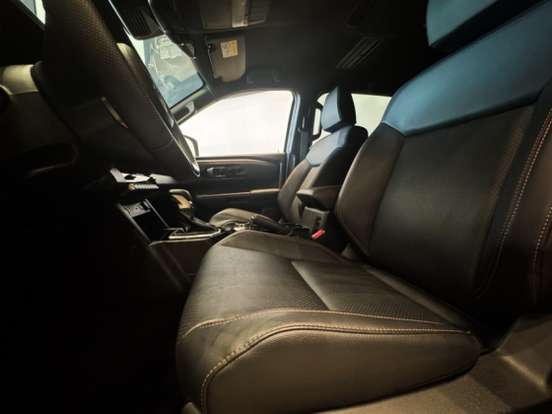 MITSUBISHI-TRITON-2025