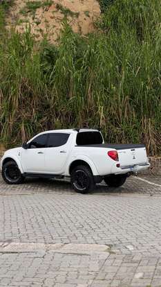 MITSUBISHI-L200 TRITON-2015