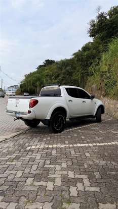 MITSUBISHI-L200 TRITON-2015