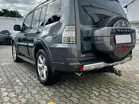 MITSUBISHI-PAJERO FULL-3.2 HPE 4X4 16V TURBO INTERCOOLER DIESEL 4P AUTOMÁTICO MITSUBISHI-PAJERO FULL-2013