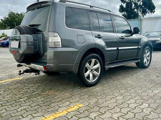 MITSUBISHI-PAJERO FULL-3.2 HPE 4X4 16V TURBO INTERCOOLER DIESEL 4P AUTOMÁTICO MITSUBISHI-PAJERO FULL-2013