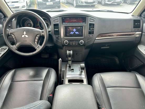 MITSUBISHI-PAJERO FULL-2013
