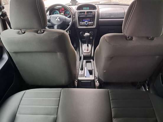 MITSUBISHI-PAJERO TR4-2.0 4X2 16V 140CV FLEX 4P AUTOMÁTICO MITSUBISHI-PAJERO TR4-2014
