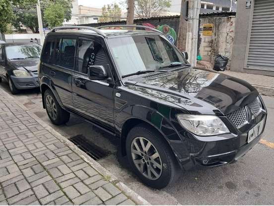 MITSUBISHI-PAJERO TR4-2.0 4X2 16V 140CV FLEX 4P AUTOMÁTICO MITSUBISHI-PAJERO TR4-2014
