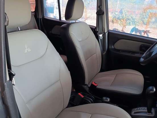 MITSUBISHI-PAJERO TR4-2.0 4X4 16V 140CV FLEX 4P AUTOMÁTICO MITSUBISHI-PAJERO TR4-2011