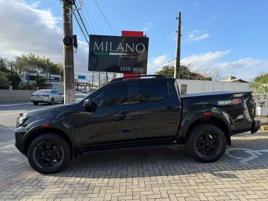 NISSAN-FRONTIER-2023