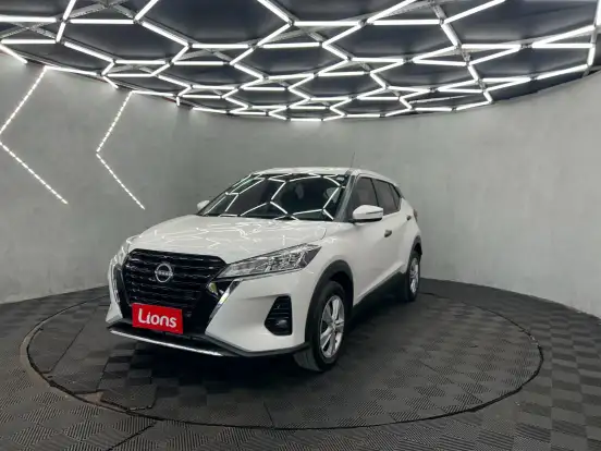 NISSAN-KICKS-2023