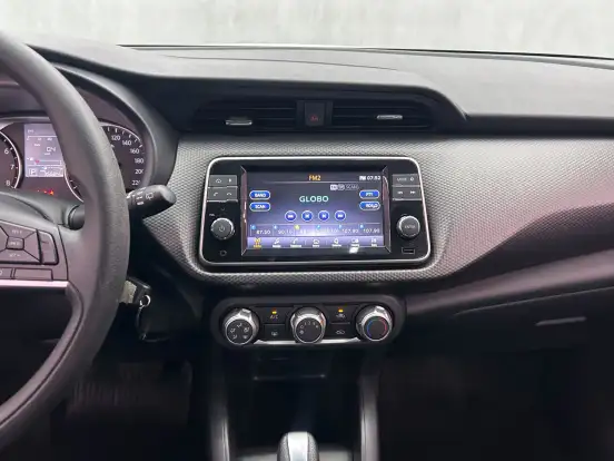 NISSAN-KICKS-2023