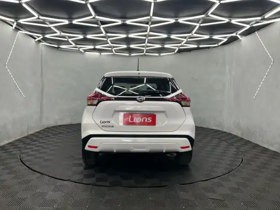 NISSAN-KICKS-2024