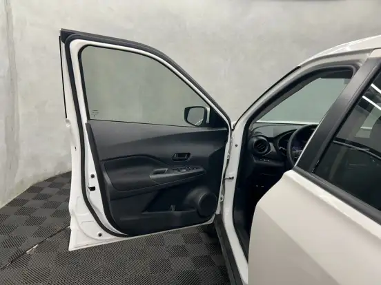 NISSAN-KICKS-2024