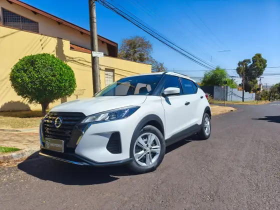 NISSAN KICKS 1.6 16V FLEXSTART ACTIVE XTRONIC NISSAN KICKS 1.6 16V FLEXSTART ACTIVE XTRONIC
