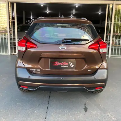 NISSAN-KICKS-2016