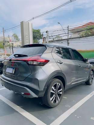 NISSAN-KICKS-2024