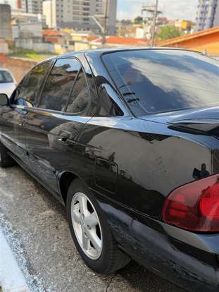 NISSAN-SENTRA-2005