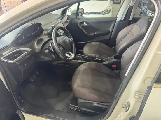 PEUGEOT-2008-1.6 16V FLEX GRIFFE 4P AUTOMÁTICO PEUGEOT-2008-2016