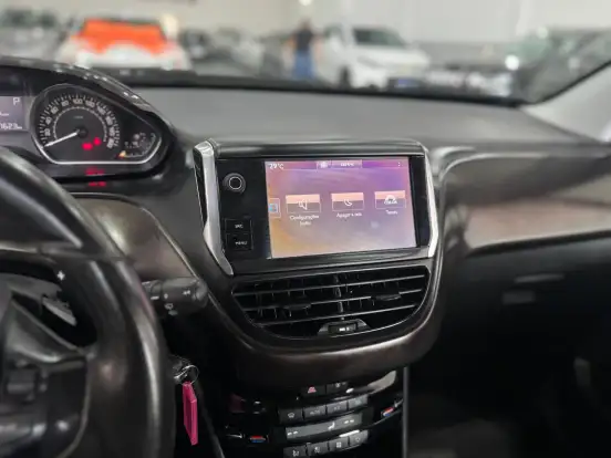PEUGEOT-2008-2016