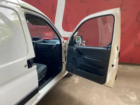 PEUGEOT-PARTNER-1.6 FURGÃO 800KG 16V FLEX 3P MANUAL PEUGEOT-PARTNER-2018