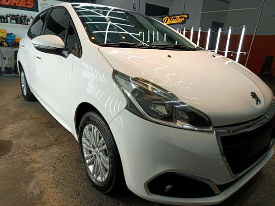 PEUGEOT-208-1.6 ALLURE 16V FLEX 4P AUTOMÁTICO PEUGEOT-208-2016