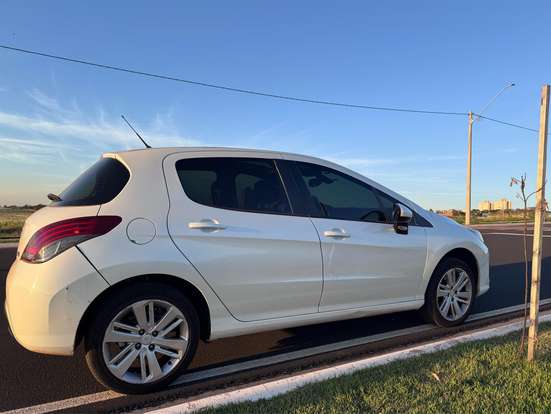 PEUGEOT-308-1.6 ALLURE THP 16V FLEX 4P AUTOMÁTICO PEUGEOT-308-2016