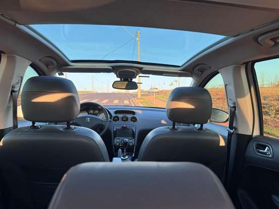PEUGEOT-308-2016