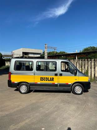 PEUGEOT-BOXER-2011
