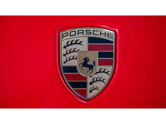 PORSCHE-718-2023