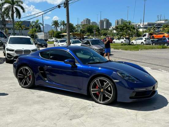 PORSCHE-718-2023