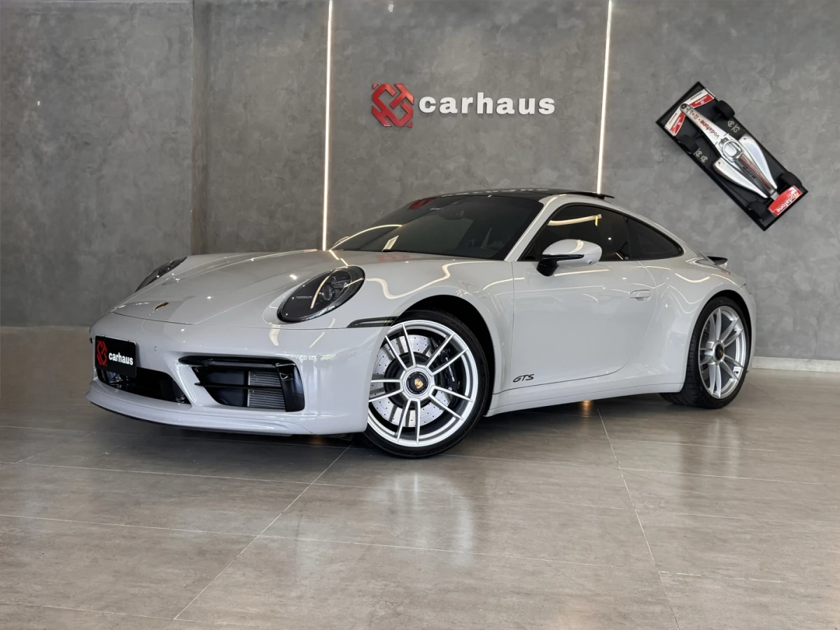 Porsche 911 — foto 1