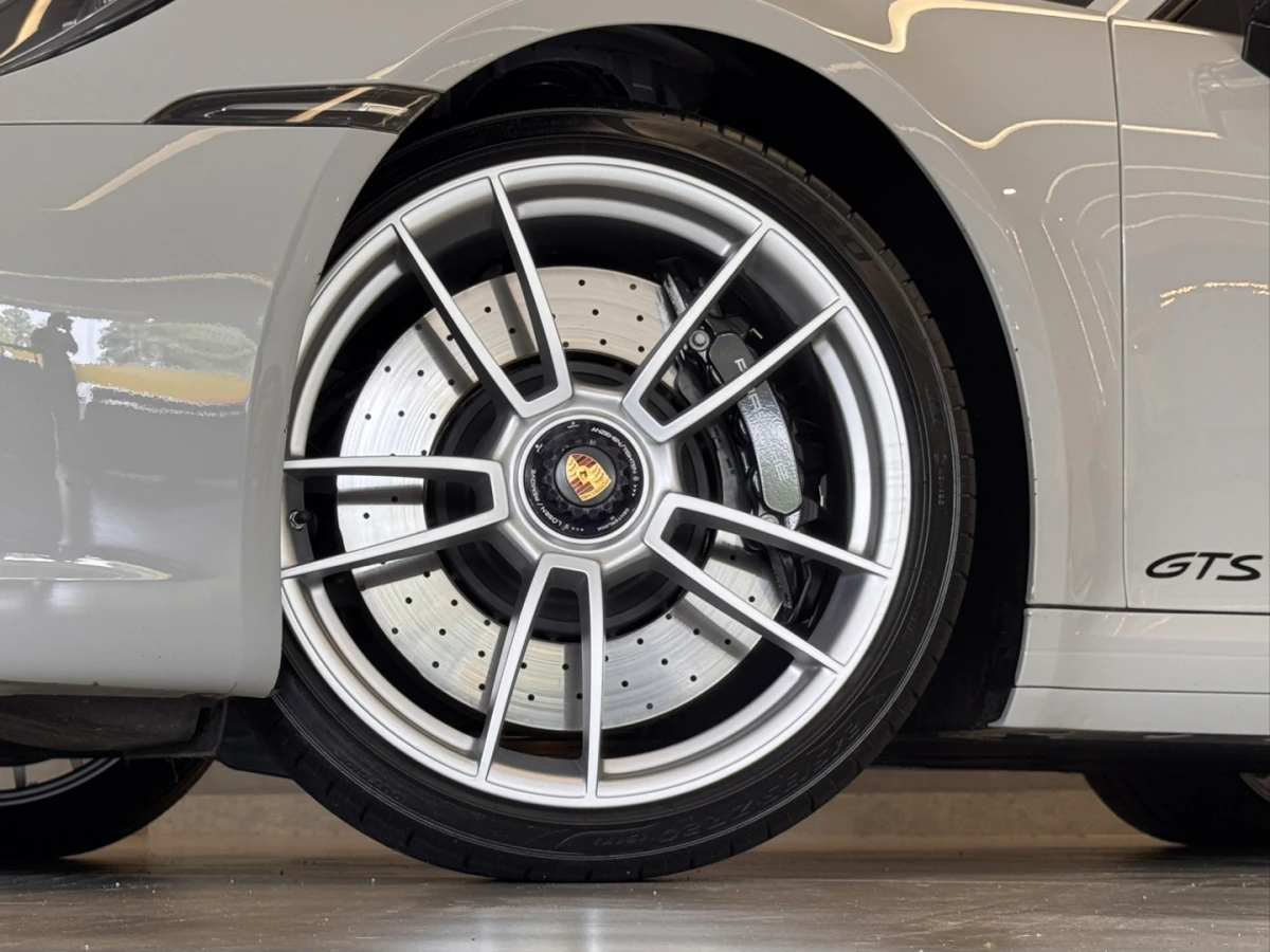 Porsche 911 — foto 9