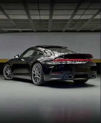 PORSCHE-911-2025