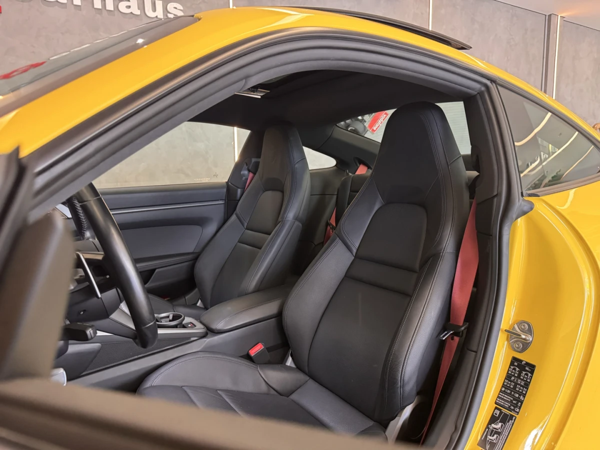 Porsche 911 — foto 10